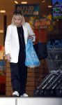 Muiden 28 augustus 2026
Mireille Bekooy doet boodschappen bij de Albert Heijn 