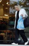 Muiden 28 augustus 2026
Mireille Bekooy doet boodschappen bij de Albert Heijn 