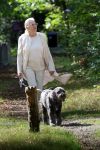 Blaricum 29 augustus 2026
Monique v d Ven laat haar hond uit in Blaricum 