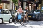 Amsterdam 8 augustus 2026
Prins Maurits en Prinses Marilene doen boodschappen  in Amsterdam zuid