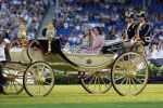 Aken 11 augustus 2026
Prinses Amalia op bezoek bij het wereldkampioenschap Paarden in Aken . ook de deense Koningin Mary van Denemarken was aanwezig alsmede Prinses Benedikte van Denemarken , Infante Elena van Spanje en Zara Tindall . Prinses Amalia werd rond gereden in haar favoriete koets  Creme Caleche. Ze heeft in een interview ooit gezegd dat ze in deze koets wil trouwen 