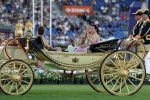 Aken 11 augustus 2026
Prinses Amalia op bezoek bij het wereldkampioenschap Paarden in Aken . ook de deense Koningin Mary van Denemarken was aanwezig alsmede Prinses Benedikte van Denemarken , Infante Elena van Spanje en Zara Tindall . Prinses Amalia werd rond gereden in haar favoriete koets  Creme Caleche. Ze heeft in een interview ooit gezegd dat ze in deze koets wil trouwen 