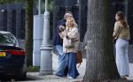Amsterdam 18 augustus 2026
Tatjana haar vriend Lex v Hessen en haar moeder gaan met 2 makelaars een appartement bekijken in complex Valerius in Amsterdam zuid 