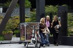 Amsterdam 18 augustus 2026
Tatjana haar vriend Lex v Hessen en haar moeder gaan met 2 makelaars een appartement bekijken in complex Valerius in Amsterdam zuid 