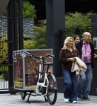 Amsterdam 18 augustus 2026
Tatjana haar vriend Lex v Hessen en haar moeder gaan met 2 makelaars een appartement bekijken in complex Valerius in Amsterdam zuid 
