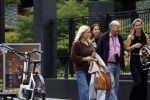 Amsterdam 18 augustus 2026
Tatjana haar vriend Lex v Hessen en haar moeder gaan met 2 makelaars een appartement bekijken in complex Valerius in Amsterdam zuid 