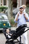 Amsterdam 27 augustus 2026
Thierry Baudet met zijn zoon  Lancelot en dochter Penelope wandelend in Amsterdam zuid