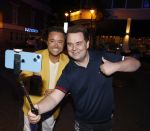 Apeldoorn 28 augustus 2026
Timothy van B&B vol liefde zijn eerste optreden als zanger bij Apeldoorn Live . Ook Tino Martin en Gerard Joling treden op .