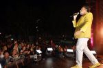Apeldoorn 28 augustus 2026
Timothy van B&B vol liefde zijn eerste optreden als zanger bij Apeldoorn Live . Ook Tino Martin en Gerard Joling treden op .