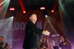 Apeldoorn 28 augustus 2026
Timothy van B&B vol liefde zijn eerste optreden als zanger bij Apeldoorn Live . Ook Tino Martin en Gerard Joling treden op .