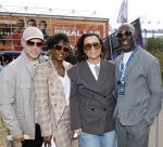 Amsterdam 23 augustus 2026
De laatse Grand Prix F1 op het circuit van Zandvoort . Tjeerd Oosterhuis Edsilia Rombley Trijntje Oosterhuis en Alvin Lewis 