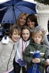 Parijs 31 maart 2007
Leontine Borsato met Luca Senna en Jada bij het 15 jarig bestaan van disneyland parijs. Natasja Froger met Maxim en Didier
Peter Smulders bv