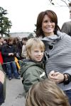 Parijs 31 maart 2007
Leontine Borsato met Luca Senna en Jada bij het 15 jarig bestaan van disneyland parijs.