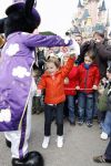 Parijs 31 maart 2007
Leontine Borsato met Luca Senna en Jada bij het 15 jarig bestaan van disneyland parijs