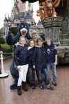 Paris 31 maart 207
Natasja Froger met haar zoons Didier en Maxim bij 15 jarig bestaan van Disneyland Parijs.
