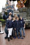 Paris 31 maart 207
Natasja Froger met haar zoons Didier en Maxim bij 15 jarig bestaan van Disneyland Parijs.