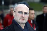 Parijs 31 maart 207
Phil Collins met zijn kinderen bij  15 jarig bestaan van Disneyland Parijs.