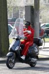 Amsterdam 2 april 2007
Regilo Tuur op zijn vespa scooter.