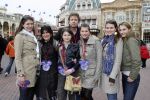 Parijs 31 maart 2007
Robert ten Brink met zijn vrouw Roos en hun 5 dochters bij het 15 jarig bestaan van Disneyland Parijs.