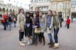Parijs 31 maart 2007
Robert ten Brink met zijn vrouw Roos en hun 5 dochters bij het 15 jarig bestaan van Disneyland Parijs.