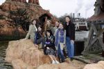 Parijs 31 maart 207
Robert ten Brink met zijn vrouw Roos en dochters 15 jarig bestaan van Disneyland Parijs.