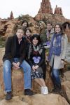 Parijs 31 maart 207
Robert ten Brink met zijn vrouw Roos en dochters 15 jarig bestaan van Disneyland Parijs.