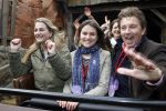 Parijs 31 maart 207
Robert ten Brink met zijn vrouw Roos en dochters 15 jarig bestaan van Disneyland Parijs.