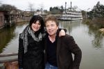 Parijs 31 maart 207
Robert ten Brink met zijn vrouw Roos en dochters 15 jarig bestaan van Disneyland Parijs.