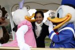 Parijs 31 maart 2007
Wibi Soerjadi in disneyland parijs bij het 15 jarig bestaan.