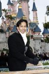 Parijs 31 maart 2007
Wibi Soerjadi in disneyland parijs bij het 15 jarig bestaan.