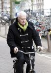 Amsterdam 17 maart 2010
Adriaan v Dis op de fiets .
Peter Smulders bv