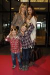 Amsterdam 1 april 2010
Premiere disney on ice in de rai. Anouk Smulders met max en Renee Vervoorn met dochter Renee
Peter Smulders bv