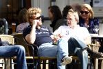 Amsterdam 28 mei 2009
Bastiaan Ragas met zijn schoonvader en zwager op terras.
Peter Smulders bv