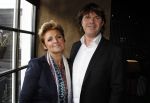 Loosdrecht 9 april 2010
Surprise feestje voor Monique des Bouvrie georganiseerd door haar man Jan des Bouvrie bij Fitou in Loosdrecht. Caroline Tensen met vriend Peter Gallas
Peter Smulders bv