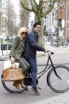 Amsterdam 27 maart 2010
Connie Breukhoven achter op de fiets en op terras met Marvin.
Peter Smulders bv