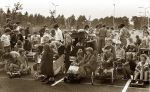 Dommelen, 14  Augustus 1977
Edwin Smulders met de volksfeesten in een racekar
Foto Peter Smulders BV