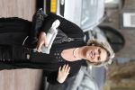 Naarden 18 maart 2010
Surprise feestje voor ivo niehe ivm 35 jaar werken voor de tros bij het arsenaal. Ellen Brusse met Margriet Zegers
Peter Smulders bv