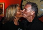 Amsterdam 28 maart 2010
Surprise feestje voor Patty Brard haar 55e verjaardag bij borrelbar. Emile Hartkamp met vrouw
Peter Smulders bv