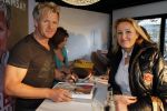 Amsterdam 30 maart 2010
Gordon ramsay signeert boeken bij de bijenkorf.
Peter Smulders bv
