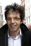 Amsterdam 14 maart 2010
Prtemiere nanny Mc Fee in tuschinski. Jan Douwe Kroeske met dochters
Peter Smulders bv