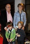 Amsterdam 1 april 2010
Premiere disney on ice in de rai. Kees Jansma met vrouw en zoons
Peter Smulders bv