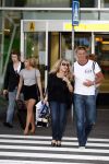 Schiphol 28 mei 2009
Patricia Paay en haar dochter Christina Curry met vriend komen aan op schiphol. Manager Wino Ontzigt en zus Yvonne Keeley wachten haar op.
Peter Smulders bv