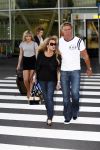 Schiphol 28 mei 2009
Patricia Paay en haar dochter Christina Curry met vriend komen aan op schiphol. Manager Wino Ontzigt en zus Yvonne Keeley wachten haar op.
Peter Smulders bv