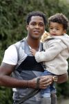 Laren 18 maart 2010
Patrick en Shane kluivert gaan de hond uit laten.
Peter Smulders bv
