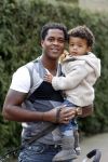Laren 18 maart 2010
Patrick en Shane kluivert gaan de hond uit laten.
Peter Smulders bv