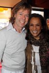 Amsterdam 28 maart 2010
Surprise feestje voor Patty Brard haar 55e verjaardag bij borrelbar. Patty met man Antoine
Peter Smulders bv