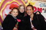 Amsterdam 1 april 2010
Premiere disney on ice in de rai. Paulien Huizinga Mol met dochter Myrthe en een vriendinnetje
Peter Smulders bv
