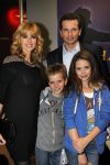 Amsterdam 26 maart 2010
Premiere Michael jackson in de heineken music hall. Richard Krajicek met Alec en Emma en Daphne Deckers
Peter Smulders bv