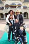 Kaatsheuvel 17 Maart 2010
Efteling, Sprookjesboomfeest met BN-ers
Chimene v Oosterhout met zoontje en Tanja Jess met haar zoontjes
Foto Peter Smulders BV