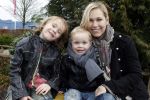 Harderwijk 20 maart 2010
Premiere show in het dolfinarium. Tanja Jess met kinderen
Peter Smulders bv